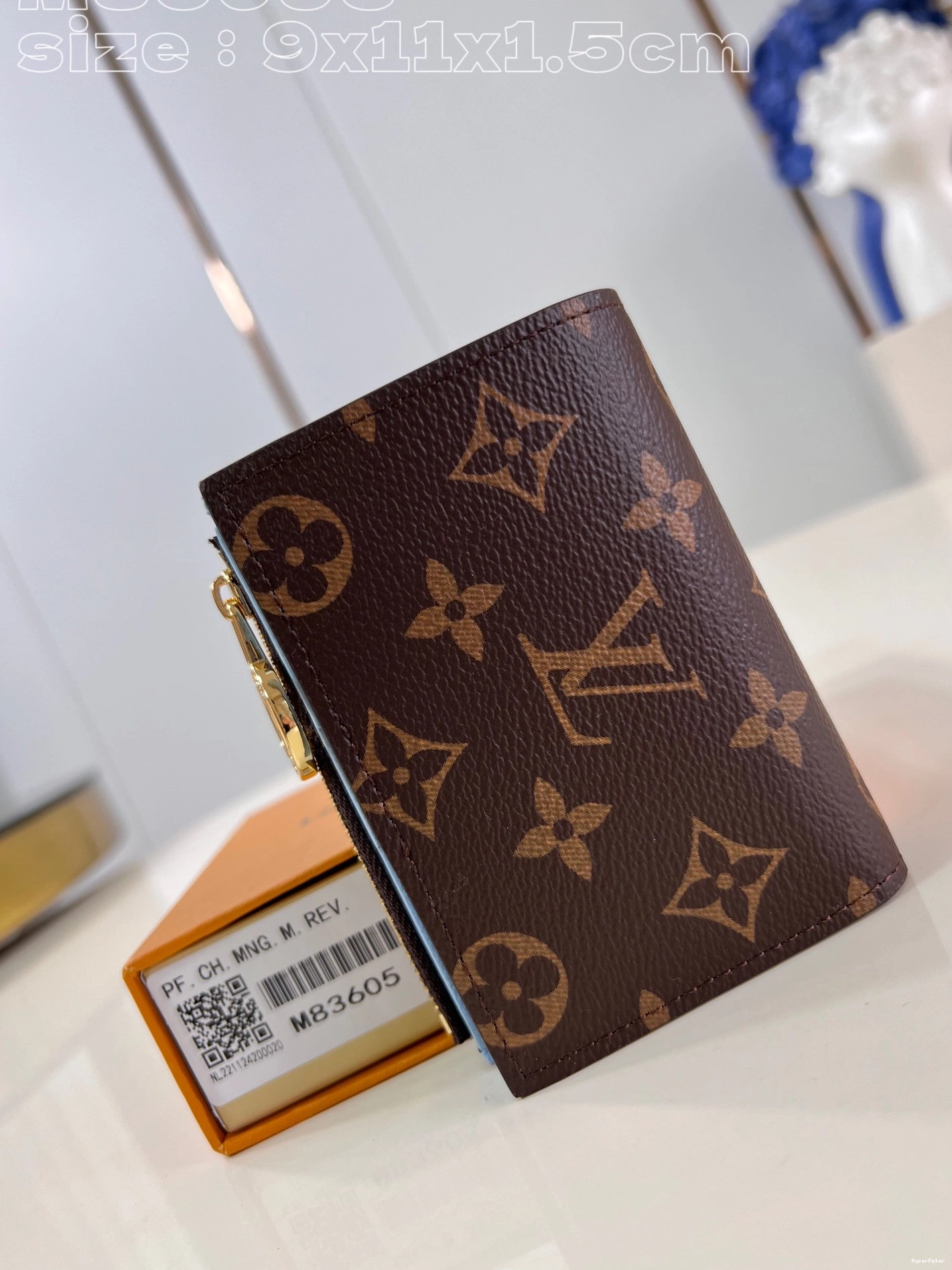 LOUIS - VUITTON Wallet 9*11.5*1.5CM Lisa 0713